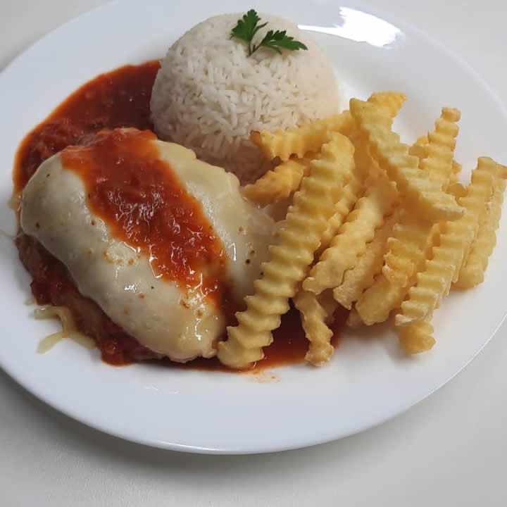 Parmegiana de Frango